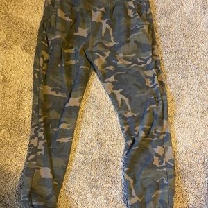 Socialite Camo Joggers